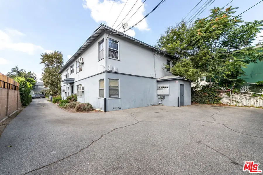 5444 Colfax Avenue, Valley Village, CA 91601 - Image #2