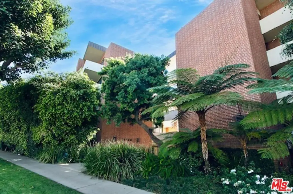 11750 W Sunset Boulevard #304, Los Angeles, CA 90049 - Image #1