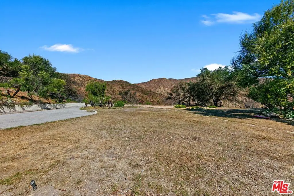 20725 Rockcroft Drive, Malibu, CA 90265 - Image #1
