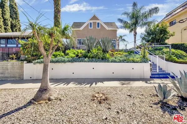 318 Parkman Avenue, Los Angeles, CA 90026