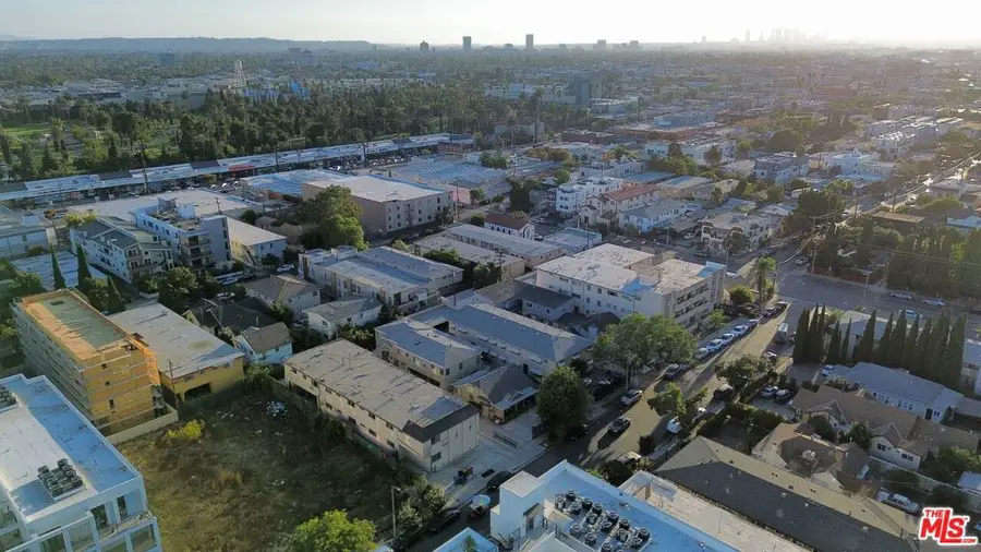 5828 Lexington Avenue, Los Angeles, CA 90038 - Image #2