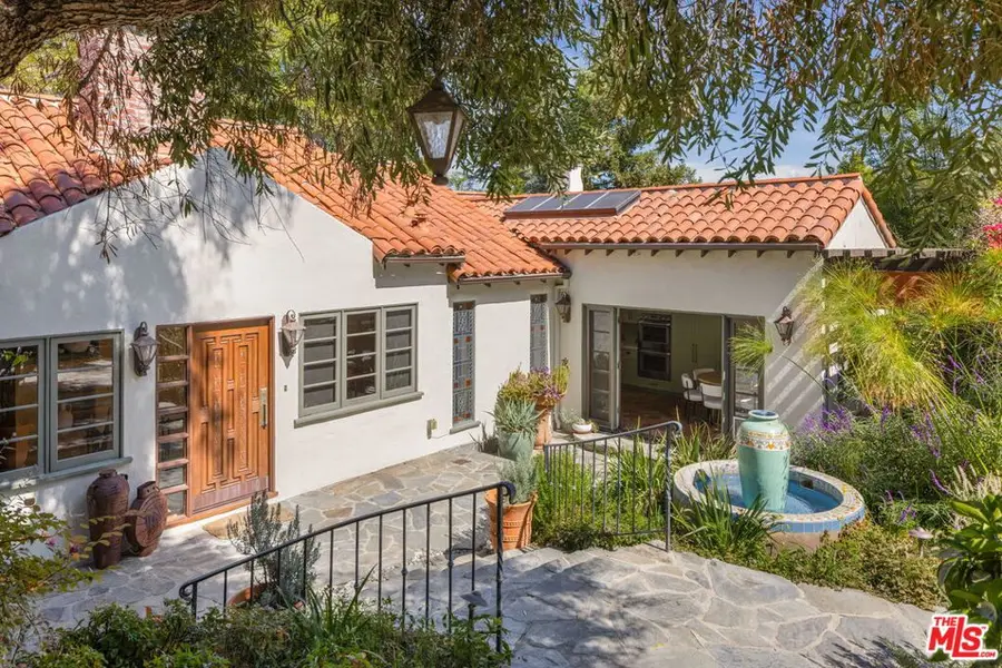 15091 Rayneta Drive, Sherman Oaks, CA 91403 - Image #3