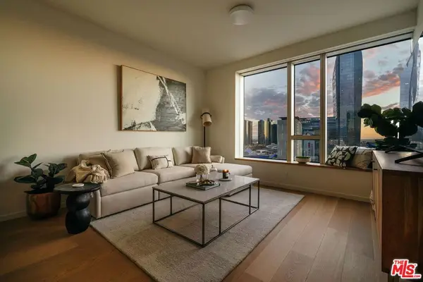 889 Francisco Street #1801, Los Angeles, CA 90017