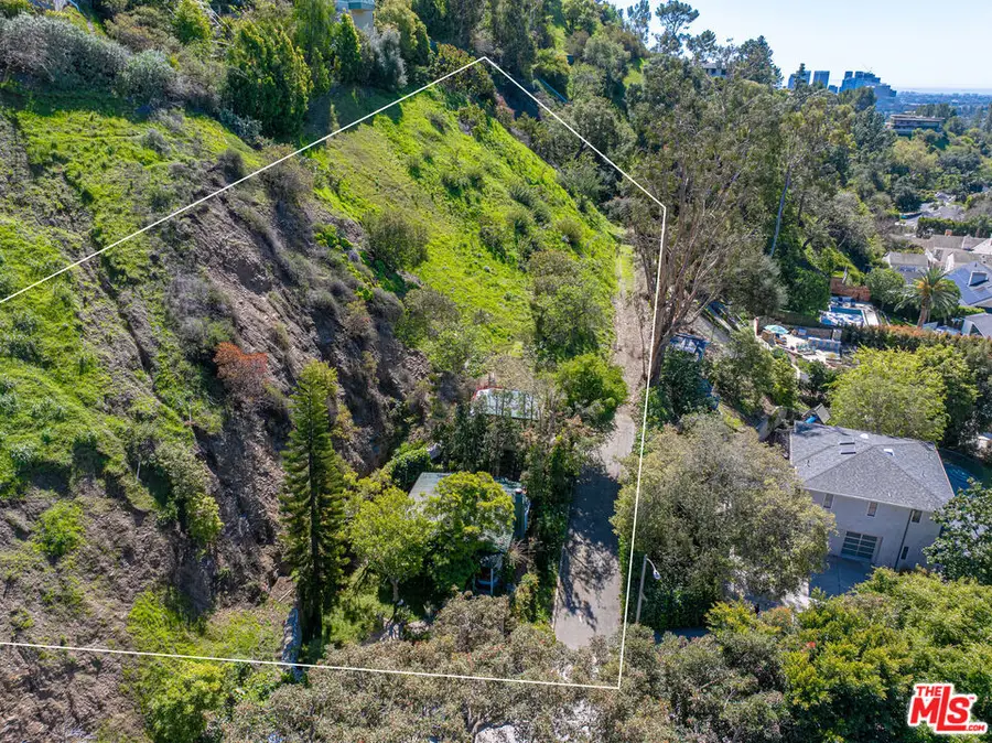 1418 Lindacrest Drive, Beverly Hills, CA 90210 - #3