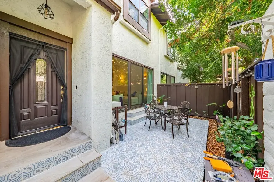 1202 Indiana Avenue #10, South Pasadena, CA 91030 - Image #2