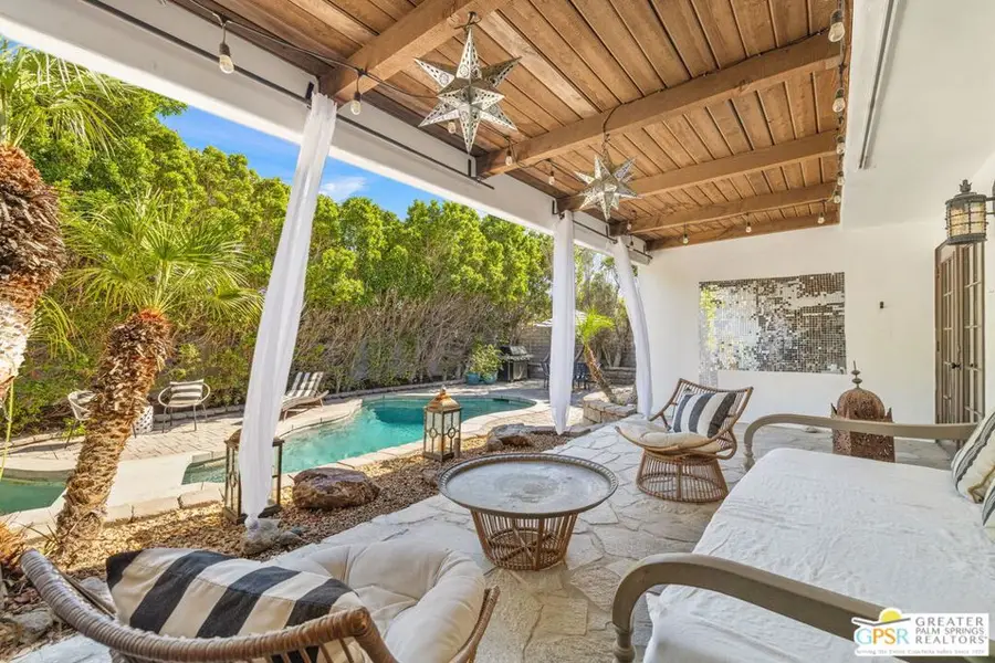 2030 E Acacia Road, Palm Springs, CA 92262 - Image #2