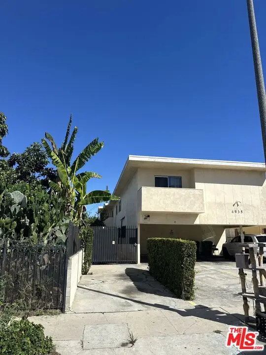 4835 Pickford Street, Los Angeles, CA 90019 - Image #3