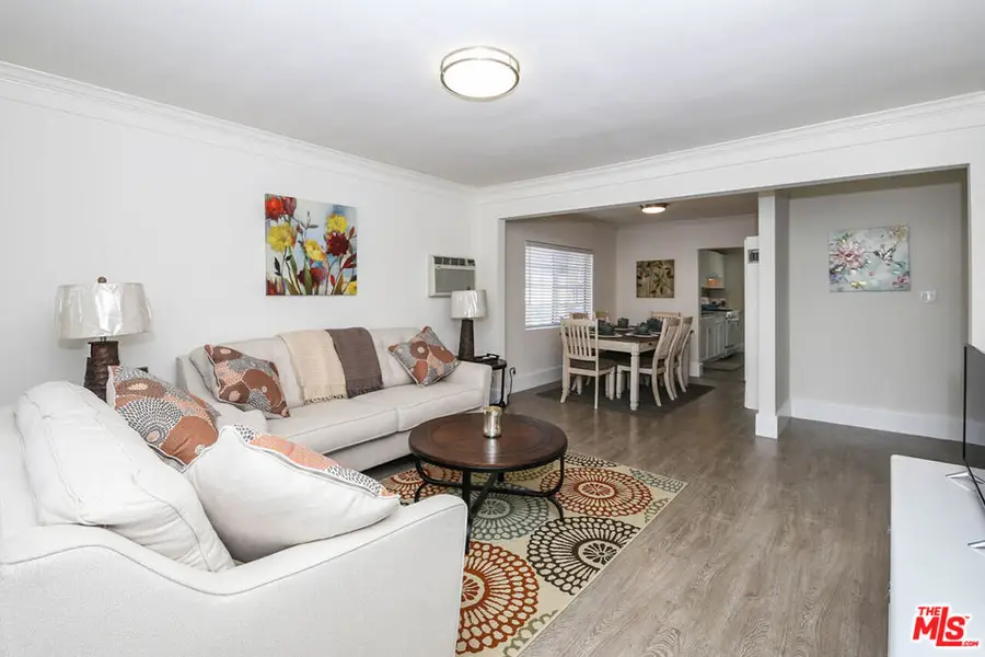 4572 Rosewood Avenue, Los Angeles, CA 90004 - Image #2