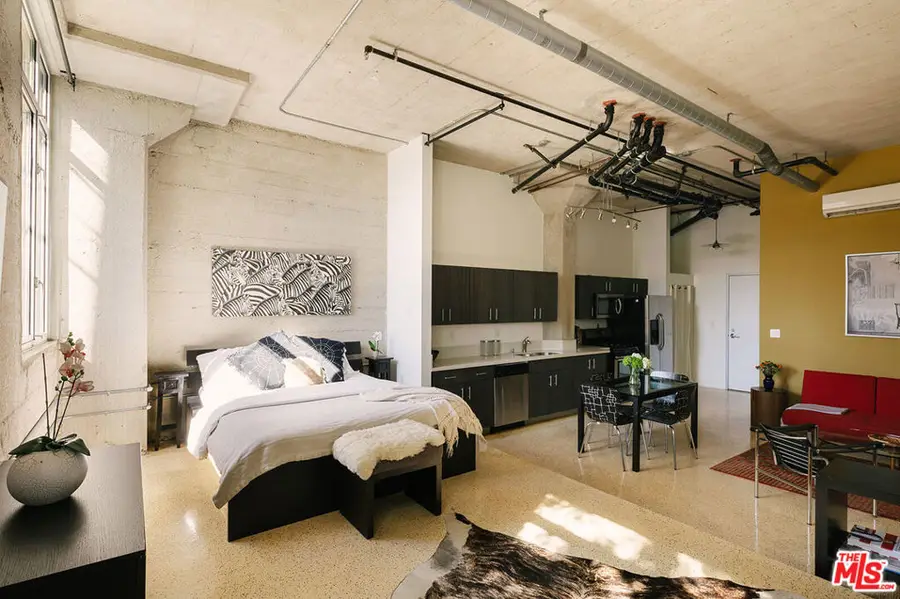 825 E 4th Street #110, Los Angeles, CA 90013 - #2