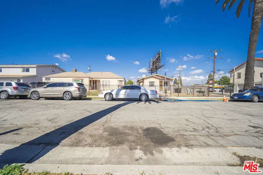 1026 W Century Boulevard, Los Angeles, CA 90044 - Image #2