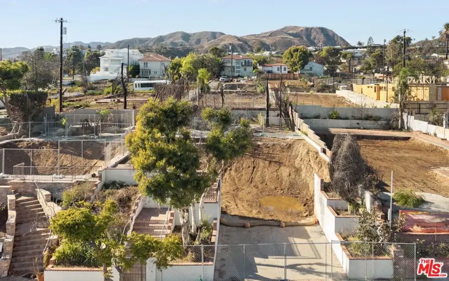 16767 Bollinger Drive, Pacific Palisades, CA 90272 - Image #2