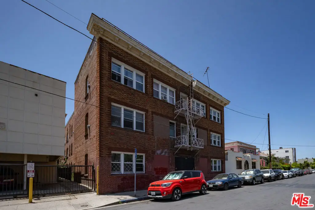 2222 W 15th Street, Los Angeles, CA 90006 - Image #1