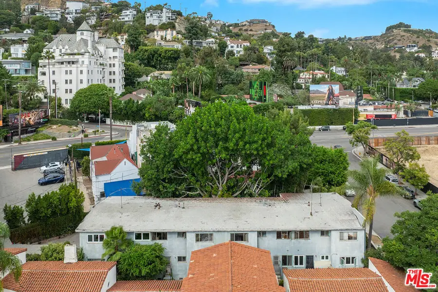 1477 Havenhurst Drive, Los Angeles, CA 90046 - Image #3