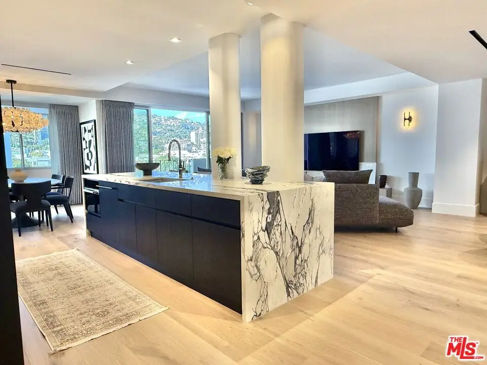 818 N Doheny Drive #901, West Hollywood, CA 90069 - Image #1