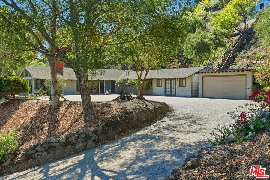 13241 Riviera Ranch Road, Los Angeles, CA 90049 - Image #3