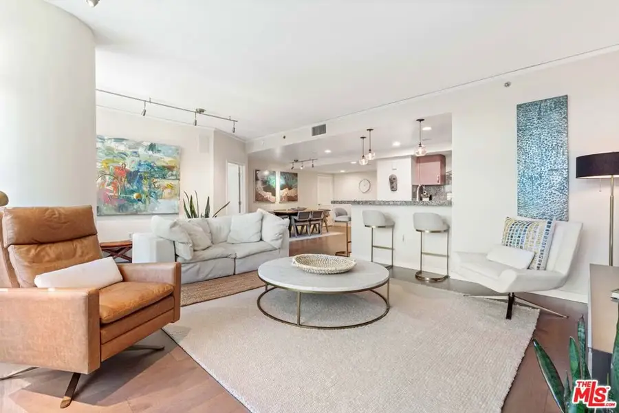 13650 Marina Pointe Drive #309, Marina Del Rey, CA 90292 - Image #3