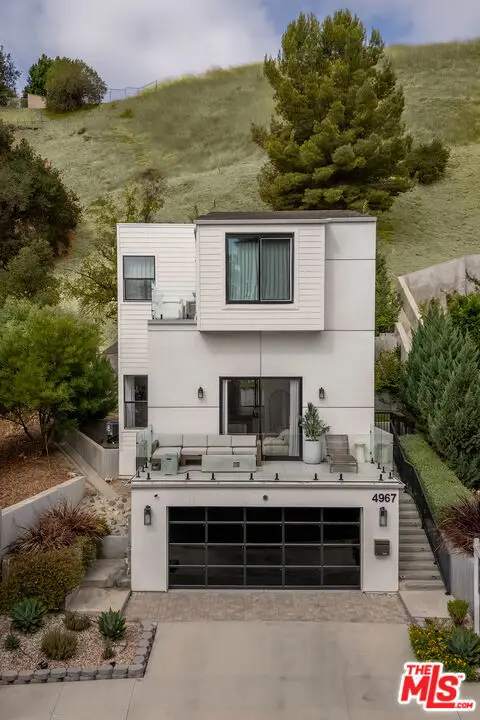 4967 Llano Drive, Woodland Hills, CA 91364 - Image #2