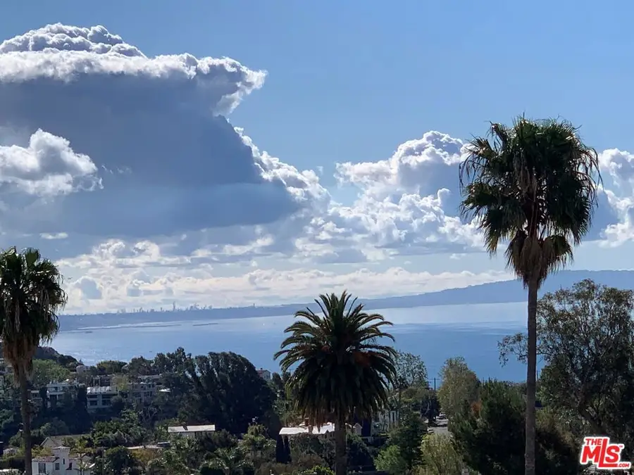 635 Lachman Lane, Pacific Palisades, CA 90272 - Image #2