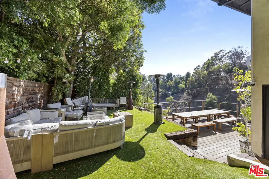 1311 Braeridge Drive, Beverly Hills, CA 90210 - Image #3