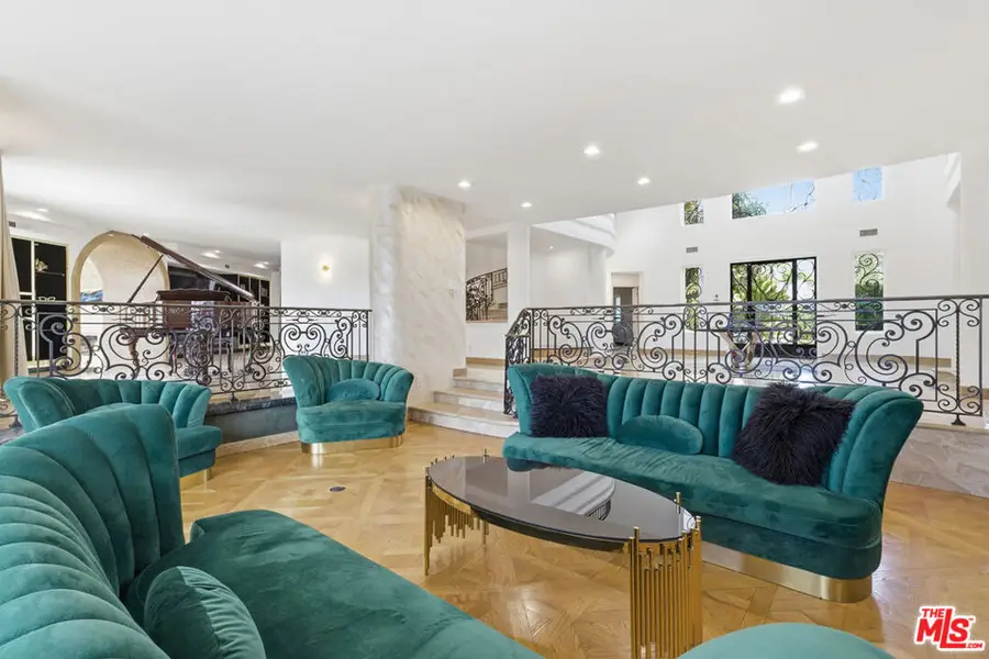 24366 La Masina Court, Calabasas, CA 91302 - Image #3