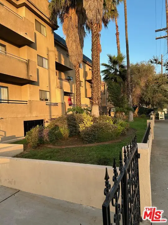 10901 Laurel Canyon Boulevard #101, San Fernando, CA 91340 - Image #3