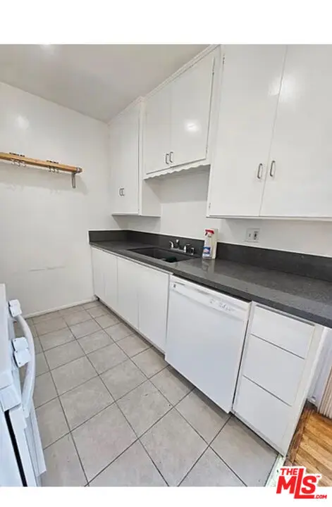 3125 S Durango Avenue, Los Angeles, CA 90034 - Image #2