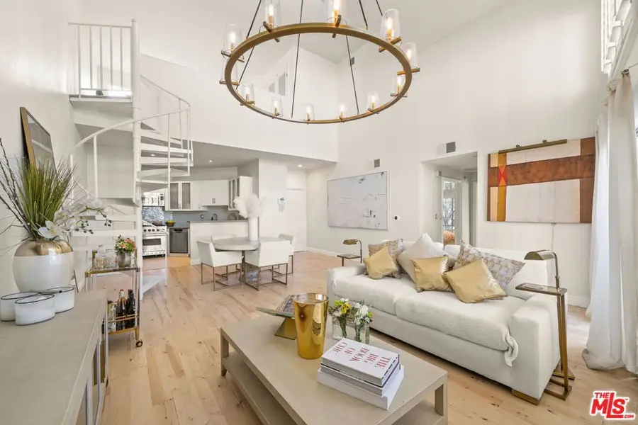 11822 Goshen Avenue #301, Los Angeles, CA 90049 - Image #2