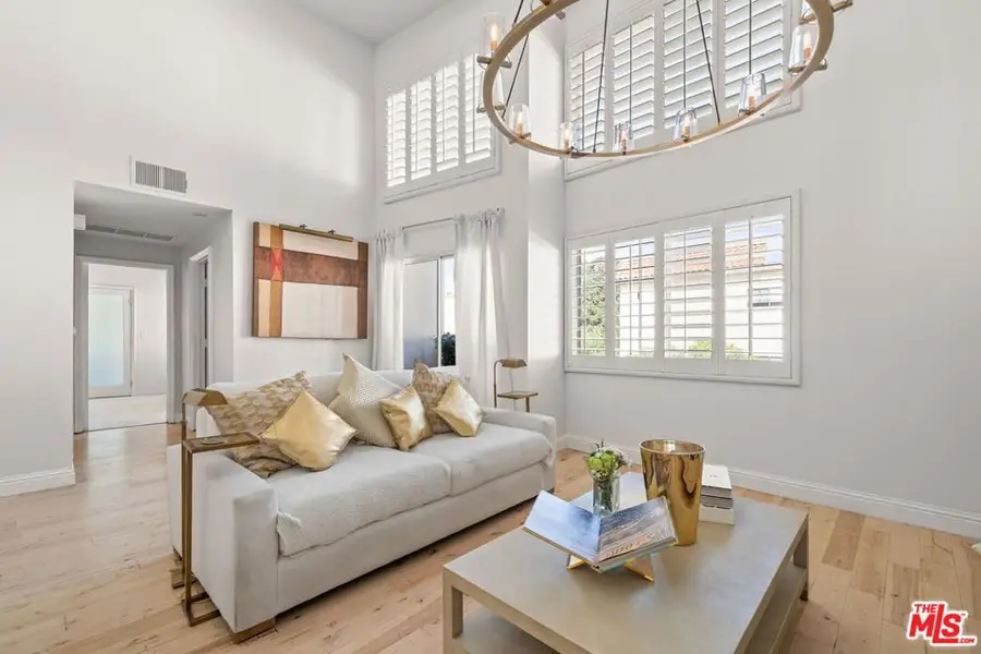 11822 Goshen Avenue #301, Los Angeles, CA 90049 - Image #3