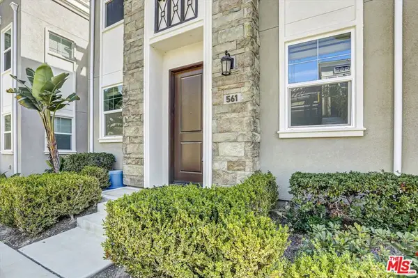 561 Winchester Drive, Oxnard, CA 93036