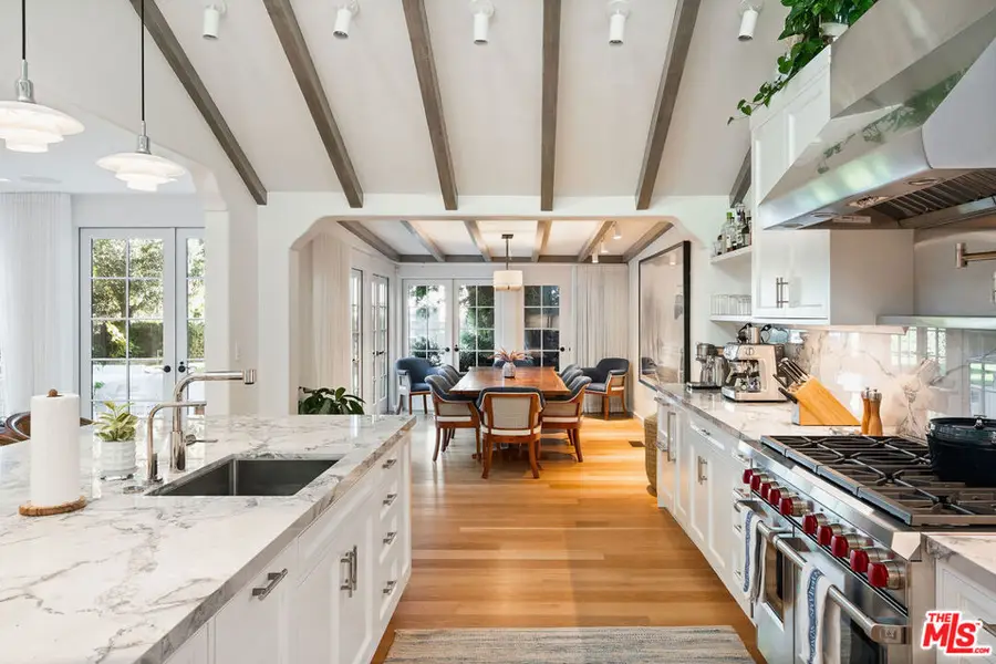 705 Palisades Beach Road, Santa Monica, CA 90402 - Image #2