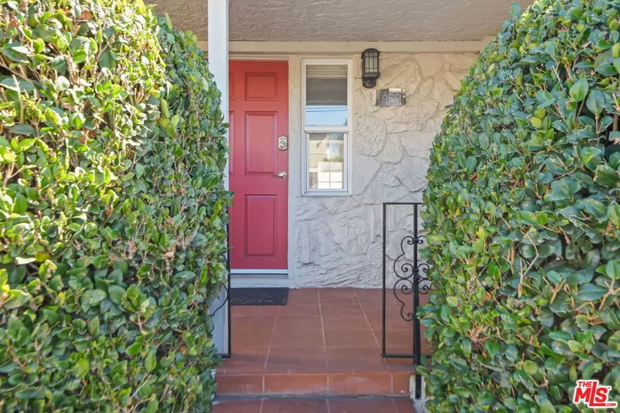 1656 S Rimpau Boulevard, Los Angeles, CA 90019 - Image #2