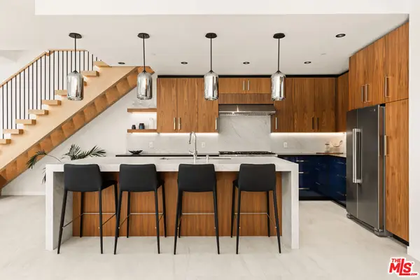 212 Bay Street #103, Santa Monica, CA 90405