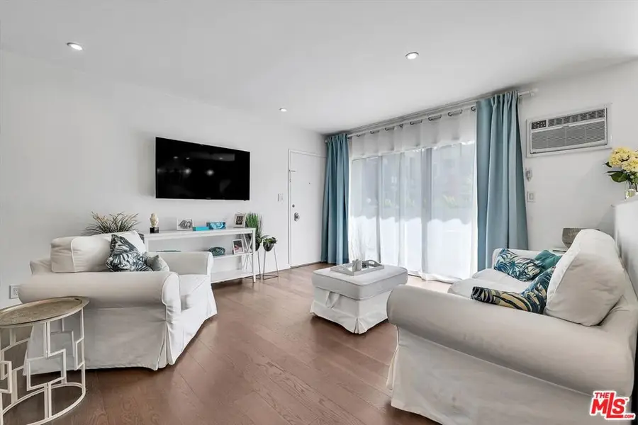 1233 N Laurel Avenue #114, West Hollywood, CA 90046 - #2