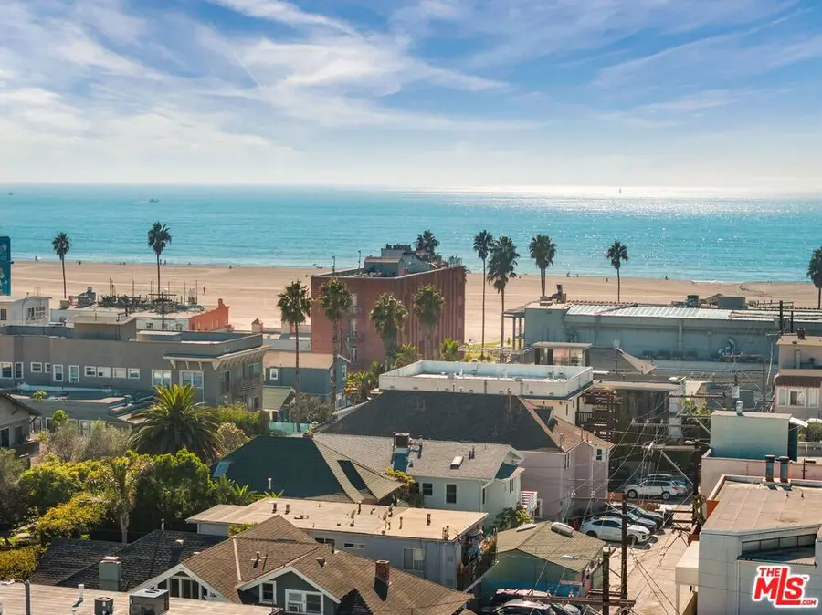 33 Breeze Avenue, Venice, CA 90291 - Image #2