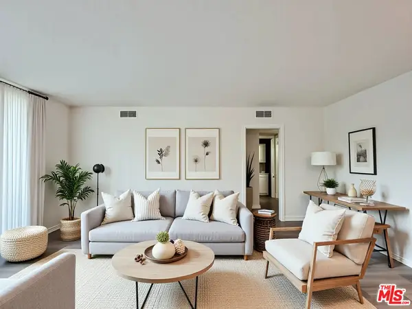 10707 Camarillo Street #117, North Hollywood, CA 91602