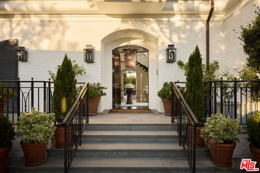 250 N Carolwood Drive, Los Angeles, CA 90077 - Image #3