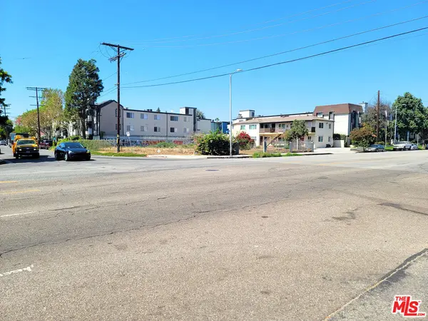 7005 Woodley Avenue, Van Nuys, CA 91406