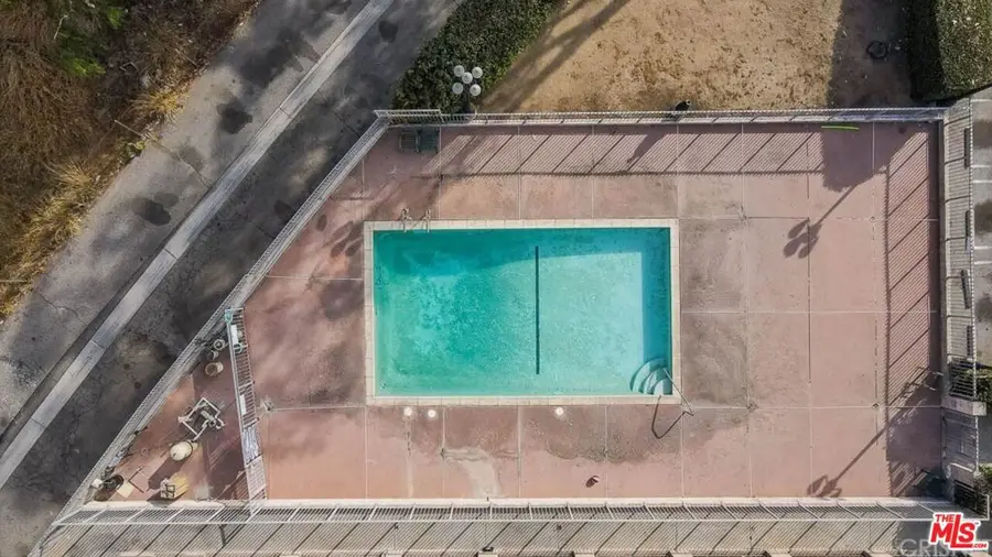 10901 Laurel Canyon Boulevard #201, San Fernando, CA 91340 - Image #2