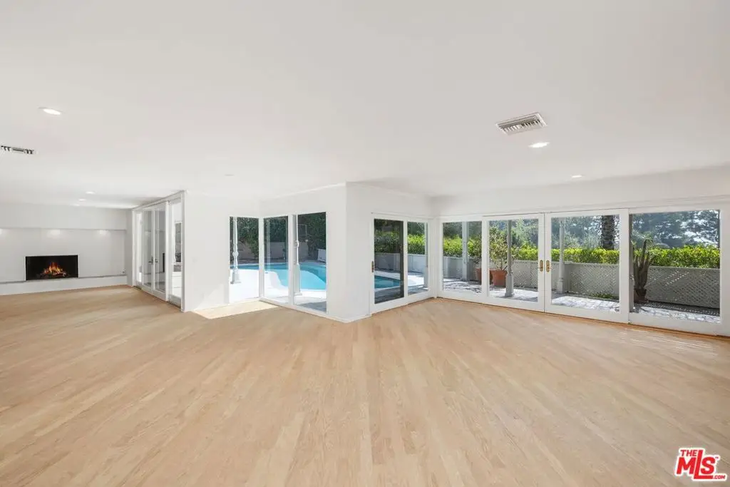 1700 Rising Glen Road, Los Angeles, CA 90069 - #1