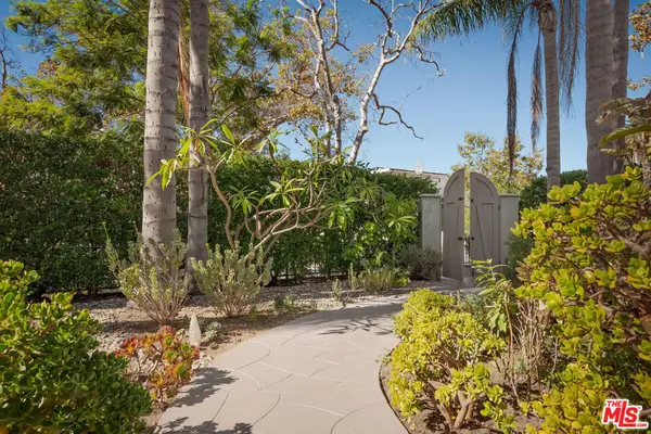 600 S Orange Drive, Los Angeles, CA 90036