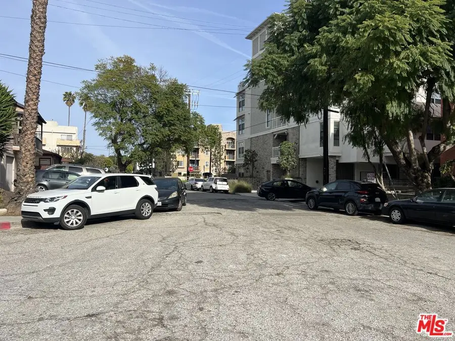 11209 Sardis Avenue, Los Angeles, CA 90064 - #3