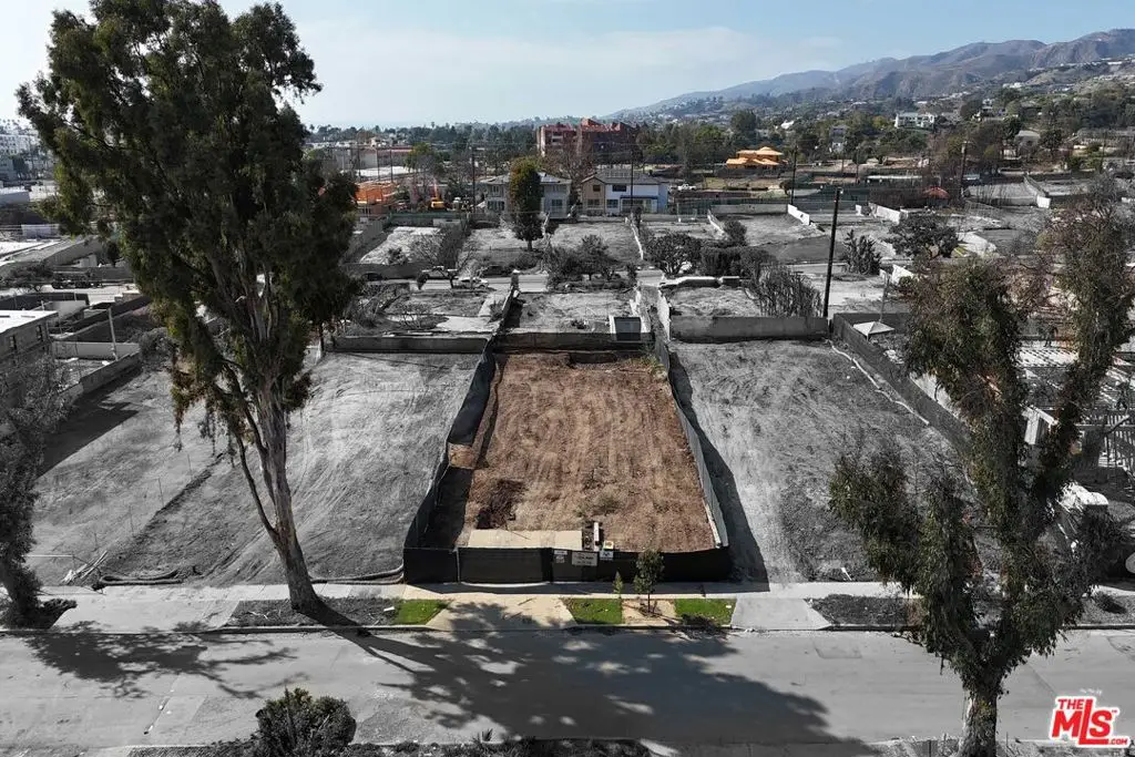 1137 Embury Street, Pacific Palisades, CA 90272 - #1