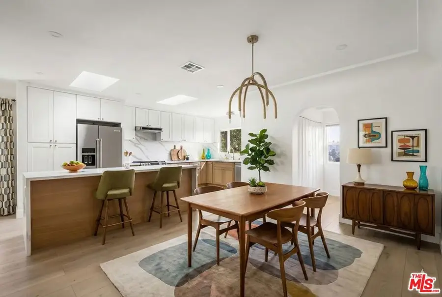 1402 Allesandro Street, Los Angeles, CA 90026 - Image #2