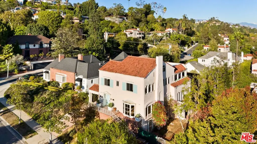 2242 N Catalina Street, Los Angeles, CA 90027 - #1