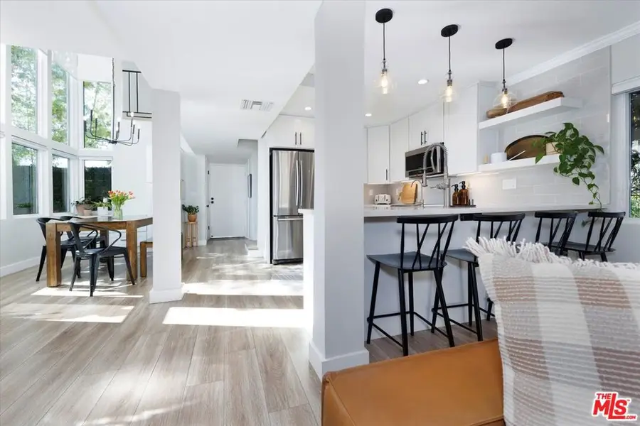 23351 Park Sorrento #71, Calabasas, CA 91302 - Image #2