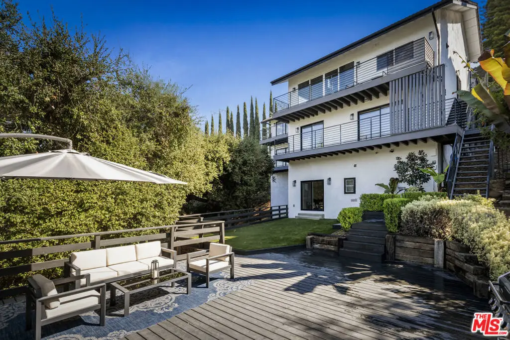 3589 Multiview Drive, Los Angeles, CA 90068 - Image #1