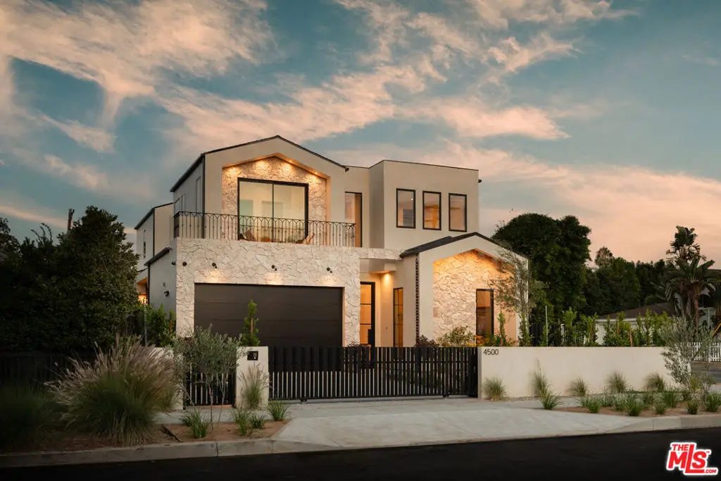 4500 Calhoun Avenue, Sherman Oaks, CA 91423 - #1