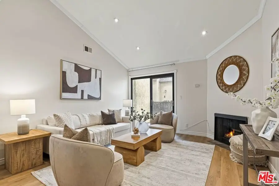 620 W Hyde Park Boulevard #313, Inglewood, CA 90302 - Image #3