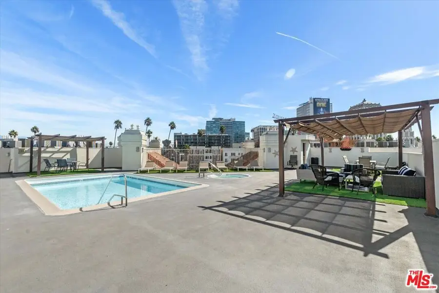620 S Gramercy Place #234, Los Angeles, CA 90005 - Image #2