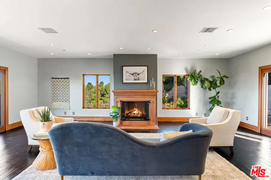 24410 Mulholland Highway, Calabasas, CA 91302 - Image #2